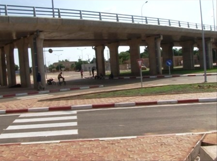 Différence entre un pont et un échangeur routier