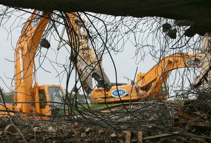 Demolition des structures en gènie civil